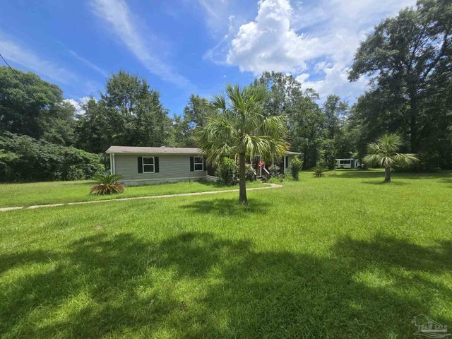 586 Robinson St, Cantonment, FL 32533