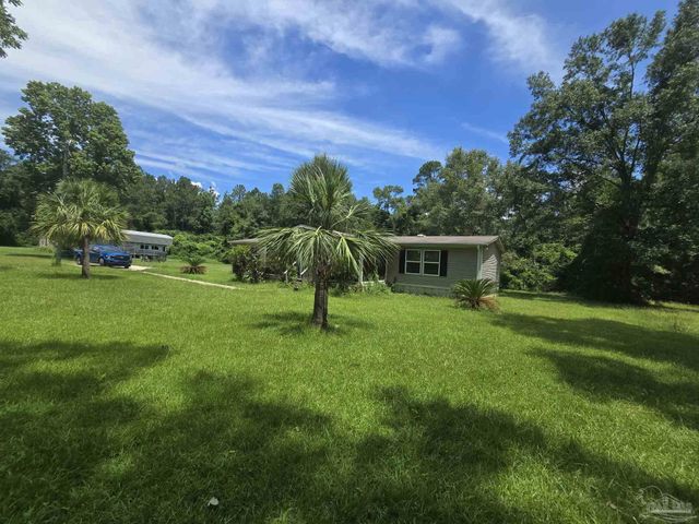 586 Robinson St, Cantonment, FL 32533