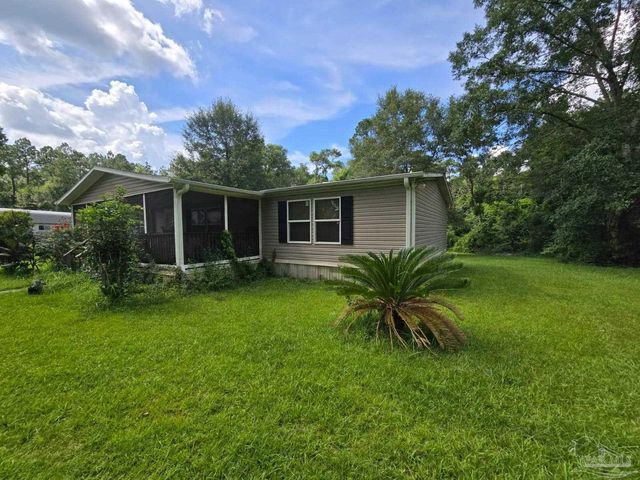 586 Robinson St, Cantonment, FL 32533