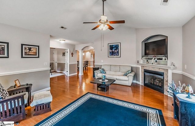 145 Turnstone Lane, Spartanburg, SC 29301
