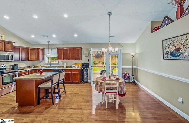 145 Turnstone Lane, Spartanburg, SC 29301