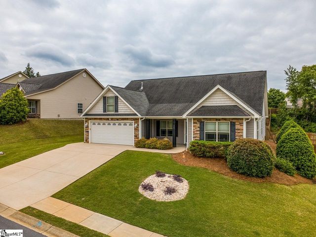 145 Turnstone Lane, Spartanburg, SC 29301