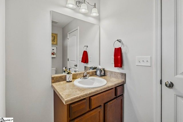 145 Turnstone Lane, Spartanburg, SC 29301