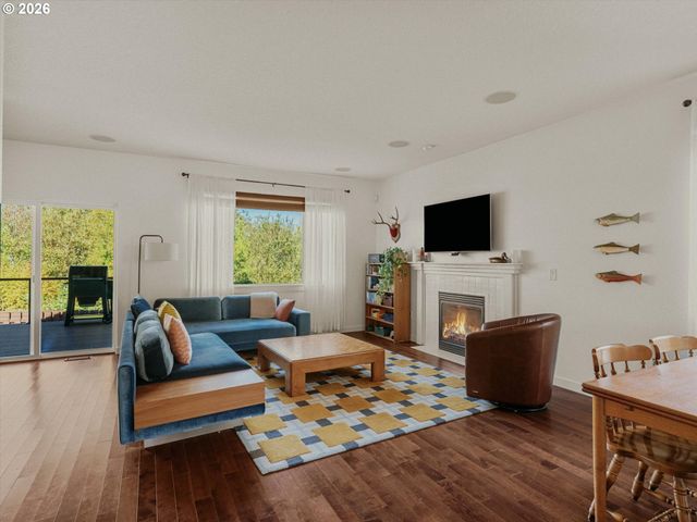 5610 Sw SCHIFFLER Pl, Beaverton, OR 97005
