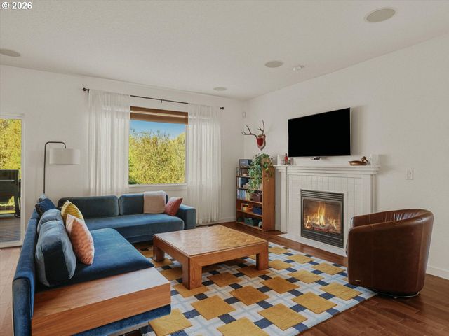 5610 Sw SCHIFFLER Pl, Beaverton, OR 97005
