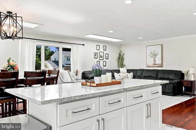 31 SPECTRUM DR, Newark, DE 19713