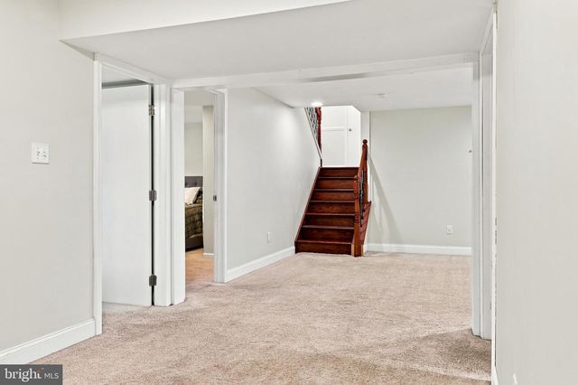 31 SPECTRUM DR, Newark, DE 19713