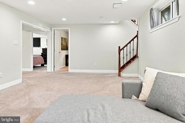 31 SPECTRUM DR, Newark, DE 19713