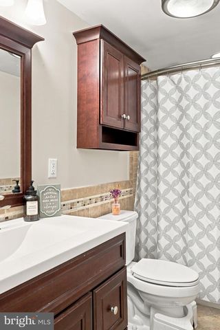 31 SPECTRUM DR, Newark, DE 19713