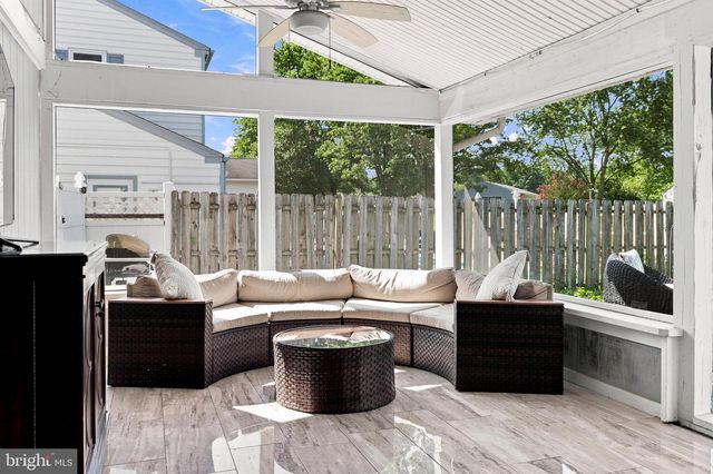 31 SPECTRUM DR, Newark, DE 19713