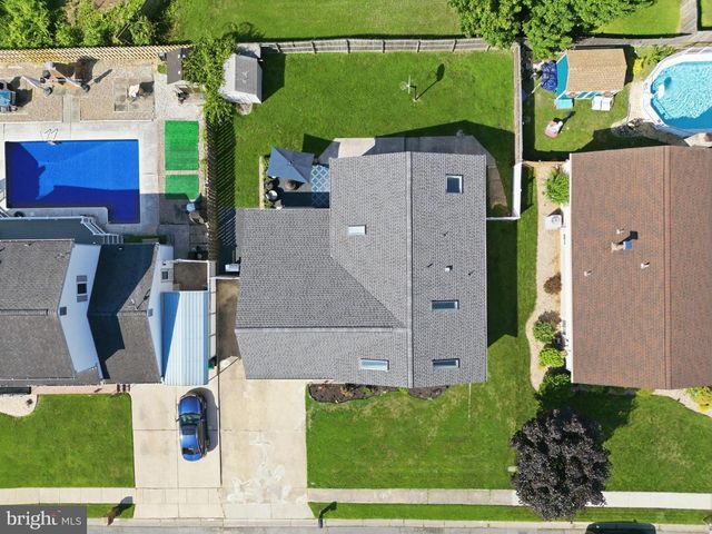 31 SPECTRUM DR, Newark, DE 19713