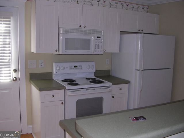 490 Barnett Shoals Road 715, Athens, GA 30605