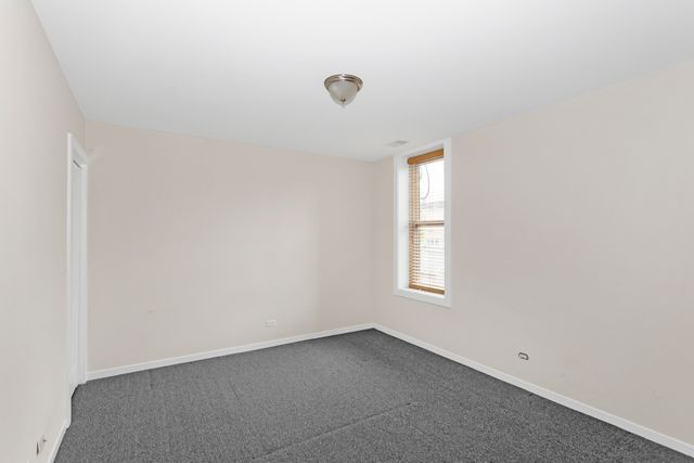 1333 W Taylor Street 2, Chicago, IL 60607