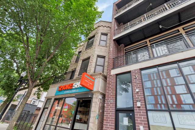 1333 W Taylor Street 2, Chicago, IL 60607