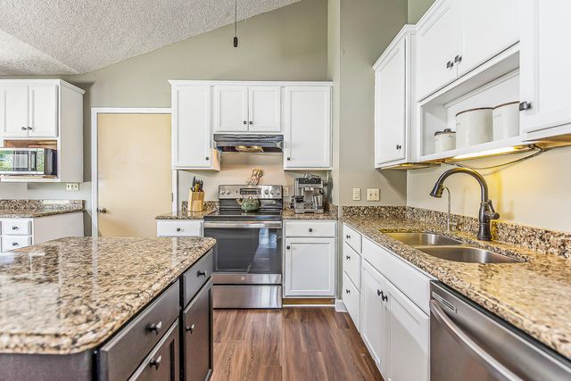 308 Oak Tree Drive, Clinton Vllg, MI 49236