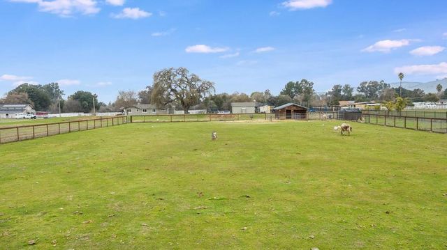 2015 Trumar Lane, Gilroy, CA 95020