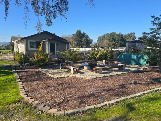 2015 Trumar Lane, Gilroy, CA 95020