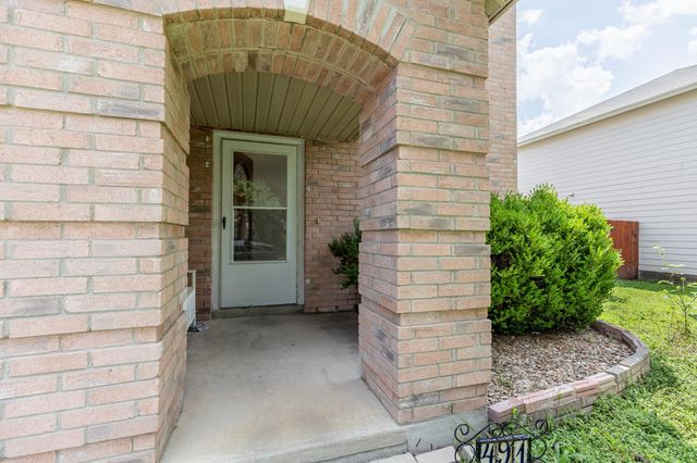 491 Emerald Fields LN, Kyle, TX 78640