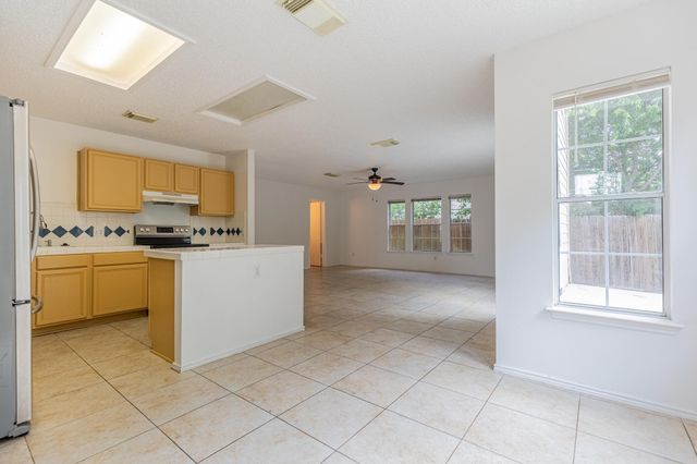 491 Emerald Fields LN, Kyle, TX 78640