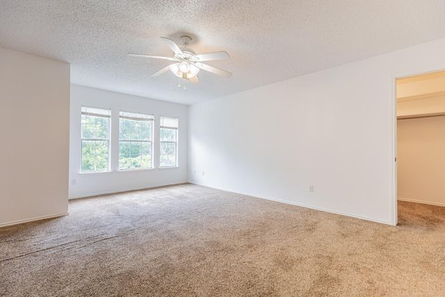 491 Emerald Fields LN, Kyle, TX 78640