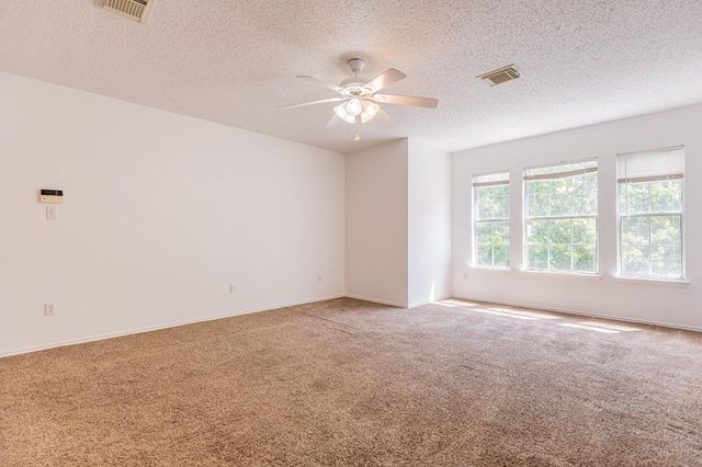 491 Emerald Fields LN, Kyle, TX 78640