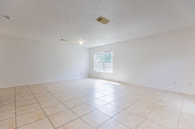 491 Emerald Fields LN, Kyle, TX 78640