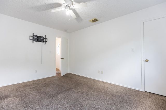 491 Emerald Fields LN, Kyle, TX 78640