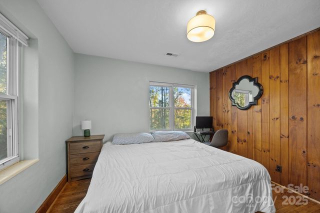 2312 Greater Druid Hills Boulevard, Hendersonville, NC 28791