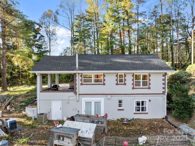 2312 Greater Druid Hills Boulevard, Hendersonville, NC 28791