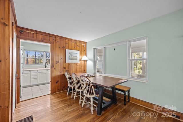 2312 Greater Druid Hills Boulevard, Hendersonville, NC 28791