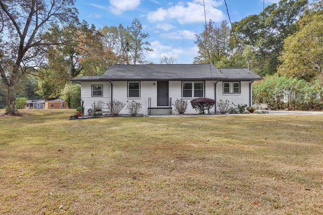 5599 Redan Circle, Stone Mountain, GA 30088