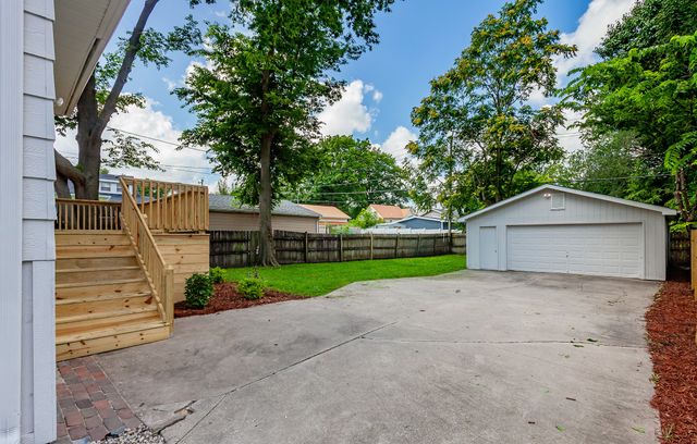 1614 E 13th Street, Des Moines, IA 50316