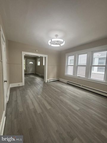 1408 STUYVESANT AVE, Trenton, NJ 08618