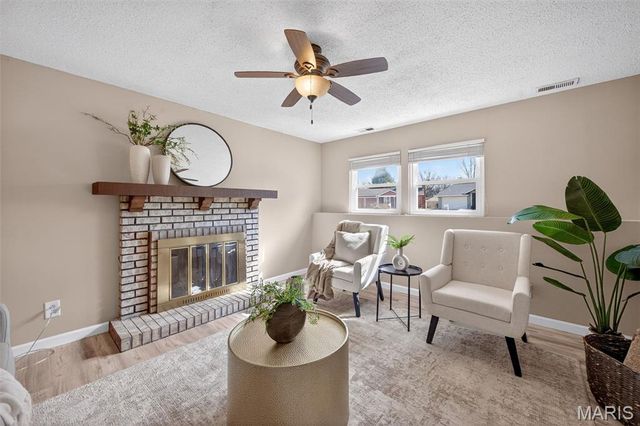 11953 Meadow Run Court, Maryland Heights, MO 63043