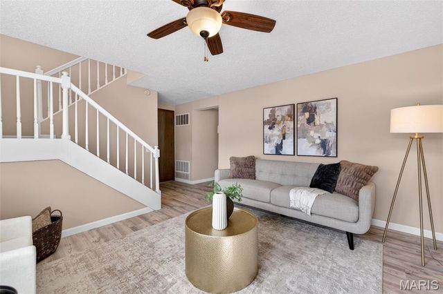 11953 Meadow Run Court, Maryland Heights, MO 63043