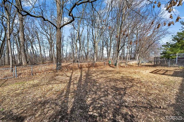 11953 Meadow Run Court, Maryland Heights, MO 63043