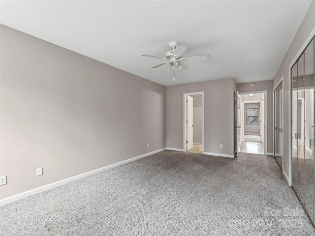 102 Abbey Circle, Asheville, NC 28805