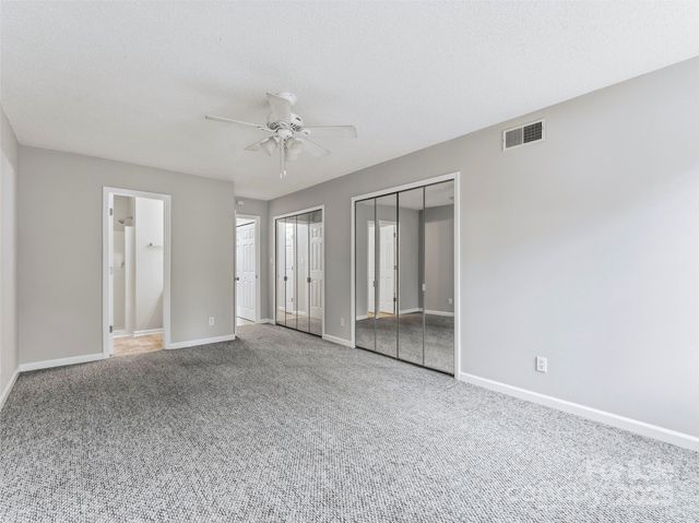 102 Abbey Circle, Asheville, NC 28805