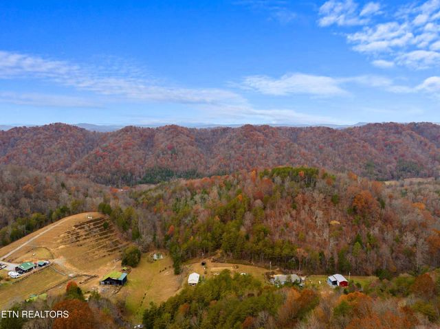 Broken Valley Rd, Thorn Hill, TN 37881