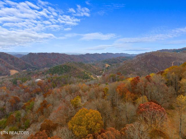 Broken Valley Rd, Thorn Hill, TN 37881