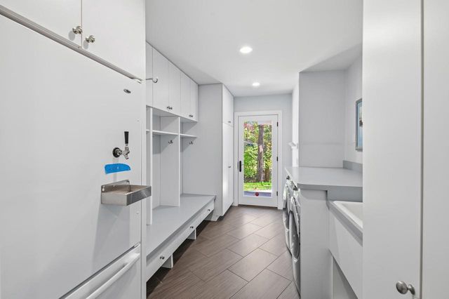 4535 POINT COMFORT LANE, Green Bay, WI 54311
