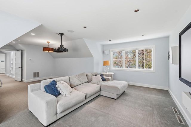4535 POINT COMFORT LANE, Green Bay, WI 54311