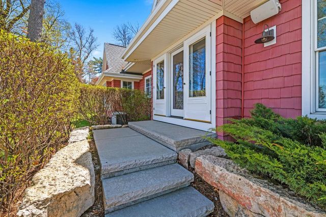 4535 POINT COMFORT LANE, Green Bay, WI 54311