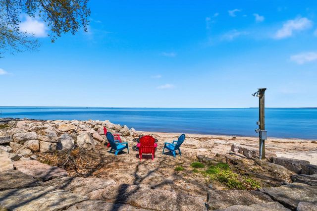 4535 POINT COMFORT LANE, Green Bay, WI 54311