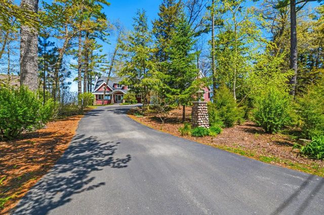 4535 POINT COMFORT LANE, Green Bay, WI 54311