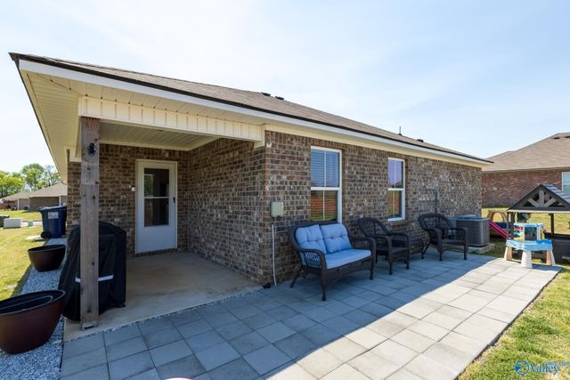 114 Domingues Avenue, Meridianville, AL 35759