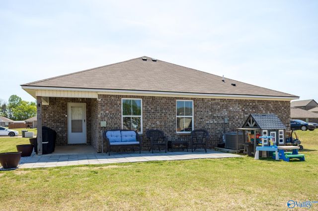 114 Domingues Avenue, Meridianville, AL 35759