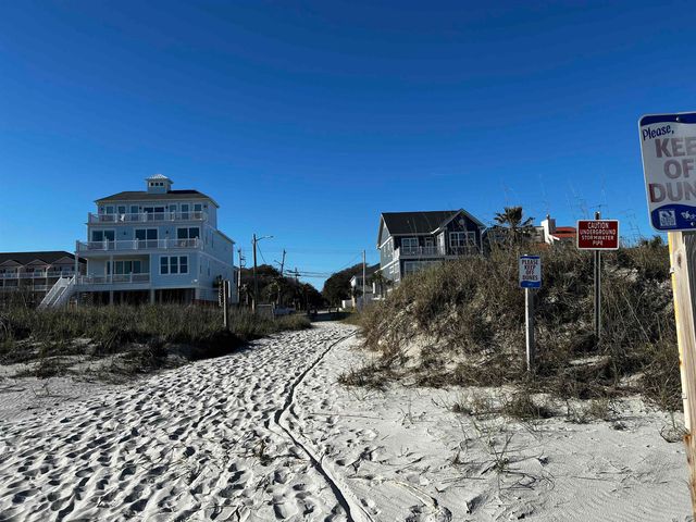 708 S 31st Ave. S, Atlantic Beach, SC 29582