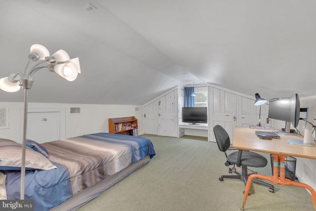 37 SKEET RD, Medford, NJ 08055