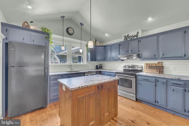 37 SKEET RD, Medford, NJ 08055